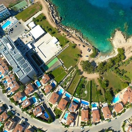 Calypso - Coralli Beachfront Apartment โปรทาราส ภายนอก รูปภาพ